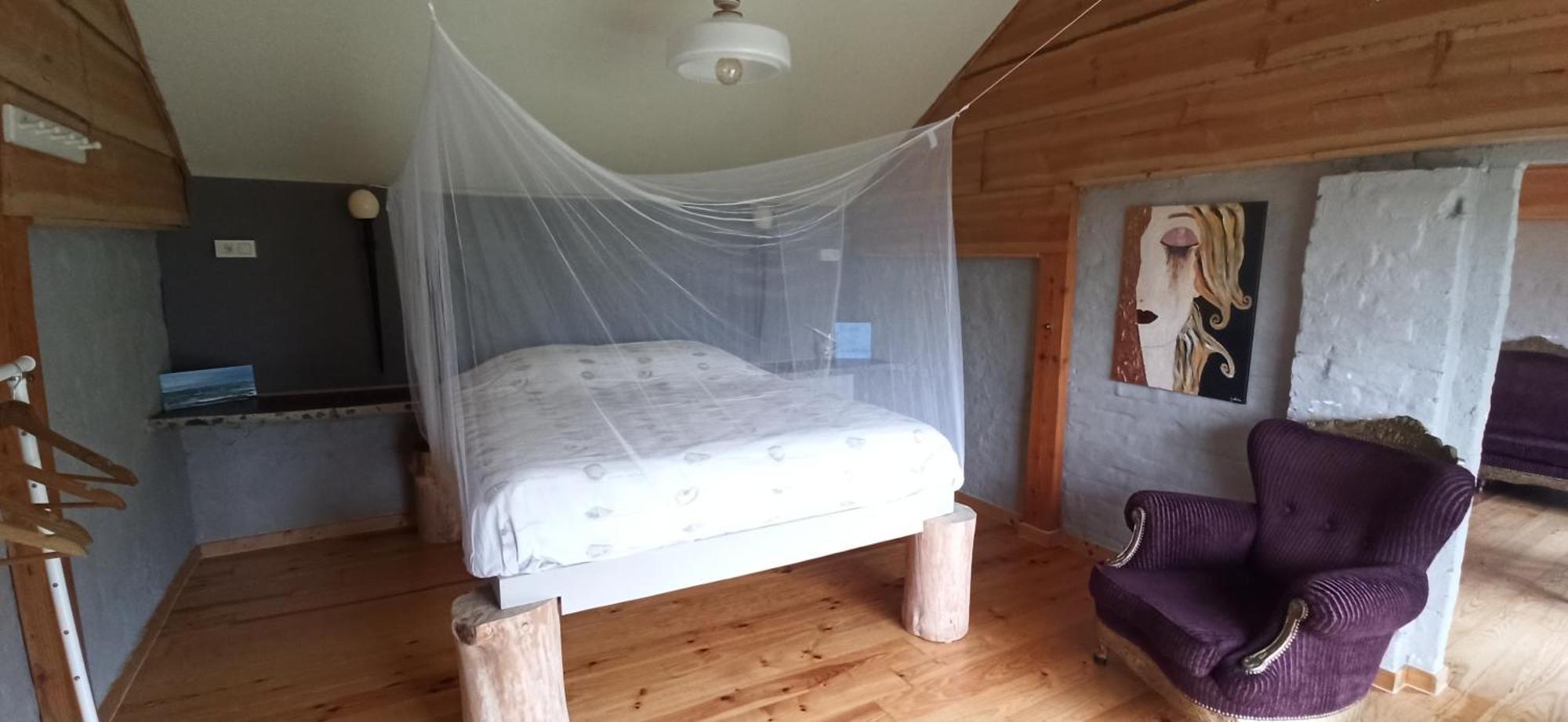Korentil . Cosy House With Private Garden 데한 외부 사진